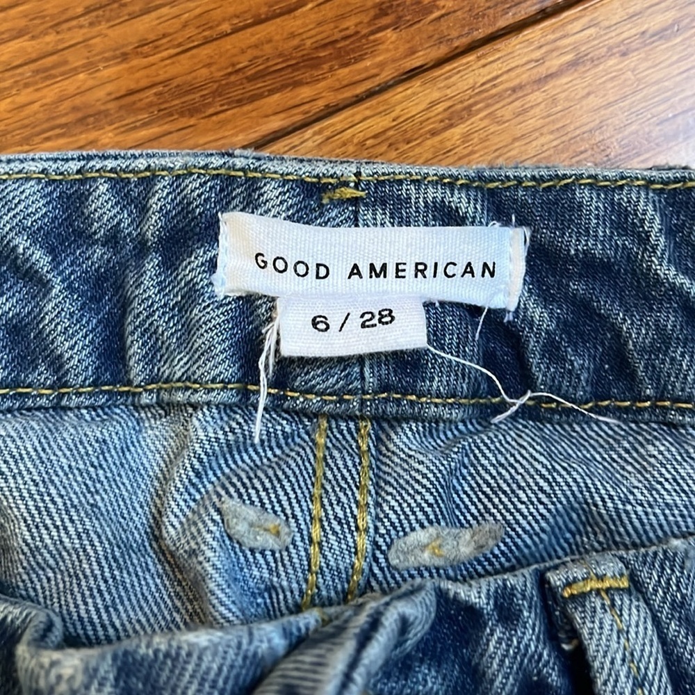 Good American Straight Leg Split Hem - Picture 9 of 13